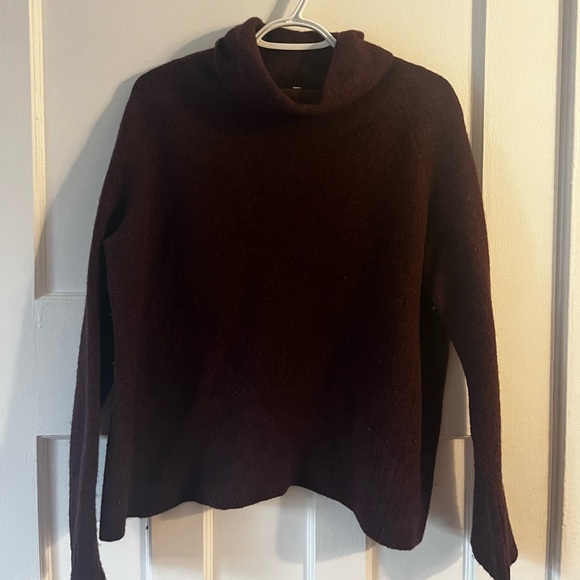 Aritzia Community Wool Sweater - Picture 1 of 3